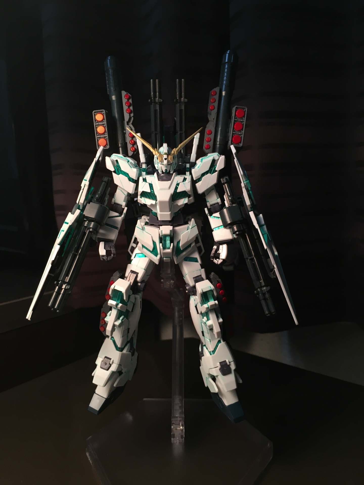 1 144 フルアーマーユニコーンガンダム デストロイモード Hgucを簡単仕上げレビュー でぇじょうぶか Blog